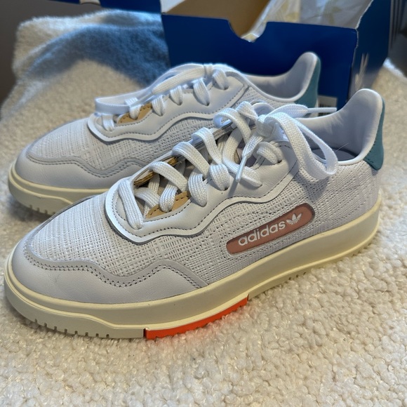 *Sold* Adidas sneakers. Never worn - Picture 7 of 12